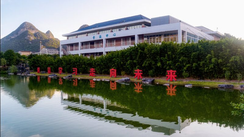 成都的电子设计培训课程通常包括以下几个方面：