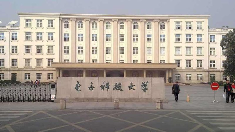 电子元件焊接加工标准：揭秘其重要性及关键要素